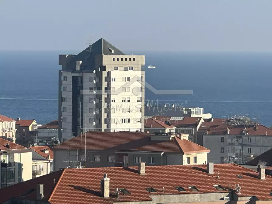 Immagine 5 di Pentalocale in vendita  a Savona