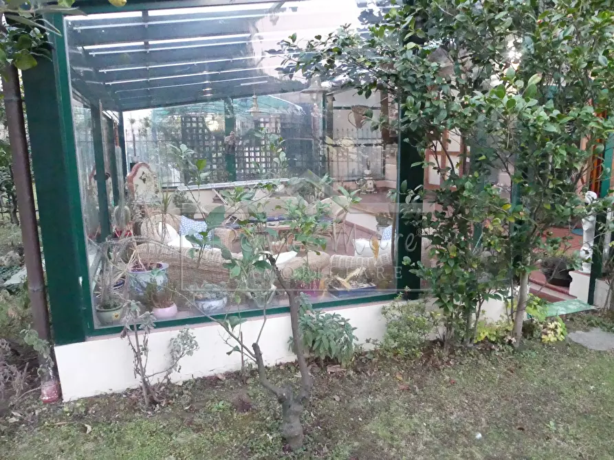 Immagine 27 di Pentalocale in vendita  a Albisola Superiore