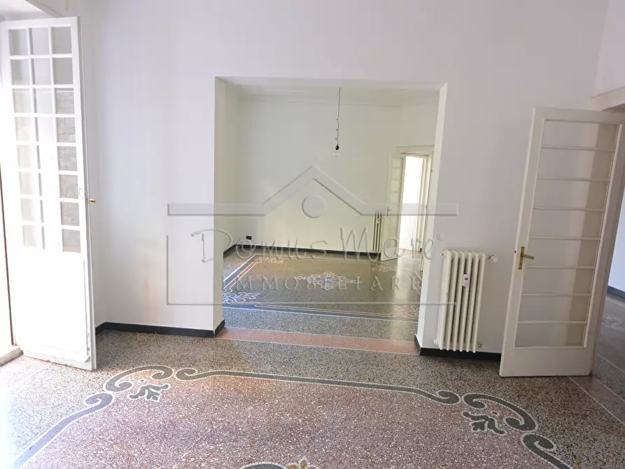 Immagine 8 di Pentalocale in vendita  in Via Montegrappa 4 a Savona