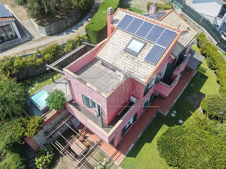 Immagine 48 di Villa in vendita  a Celle Ligure