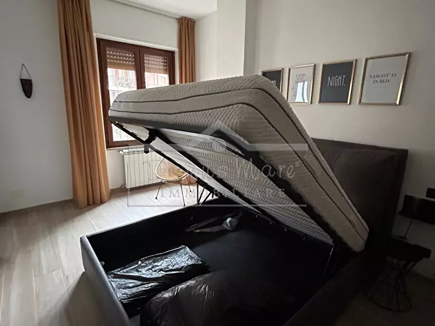 Immagine 10 di Trilocale in vendita  in Corso Tardy e Benech 7 a Savona