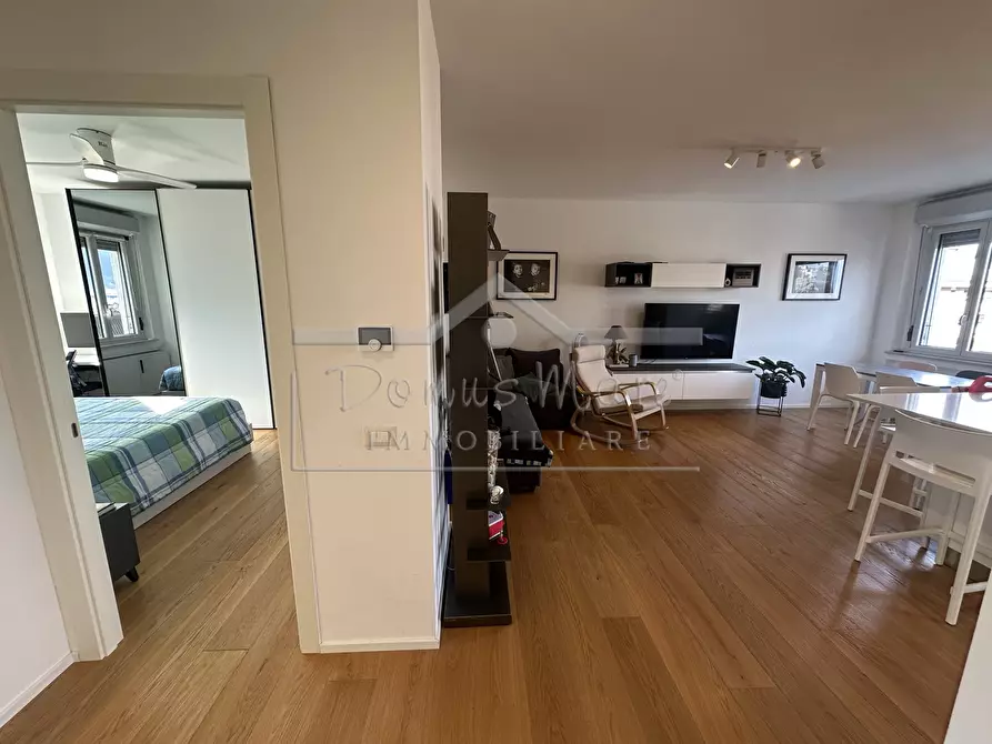 Immagine 10 di Quadrilocale in vendita  in Piazza Santa Cecilia 2 a Savona