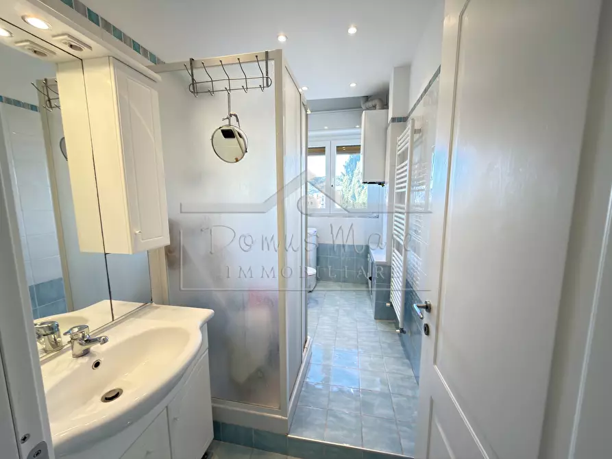 Immagine 16 di Bilocale in vendita  in Vico delle Stelle 29 a Savona