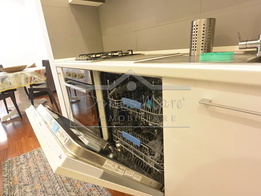 Immagine 18 di Quadrilocale in affitto  in Via Agostino Monti 14 a Savona