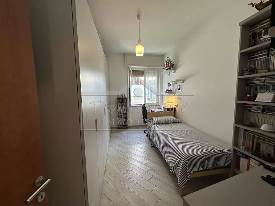 Immagine 11 di Pentalocale in vendita  in Via Giacomo Puccini 18 a Albissola Marina