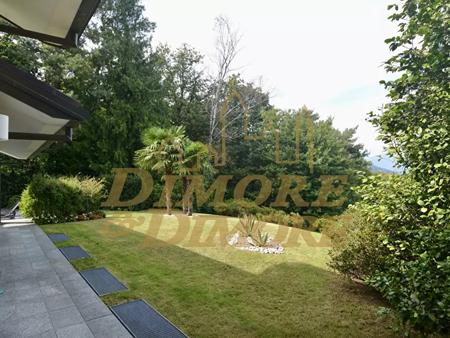 Immagine 14 di Villa in vendita  a Ranco