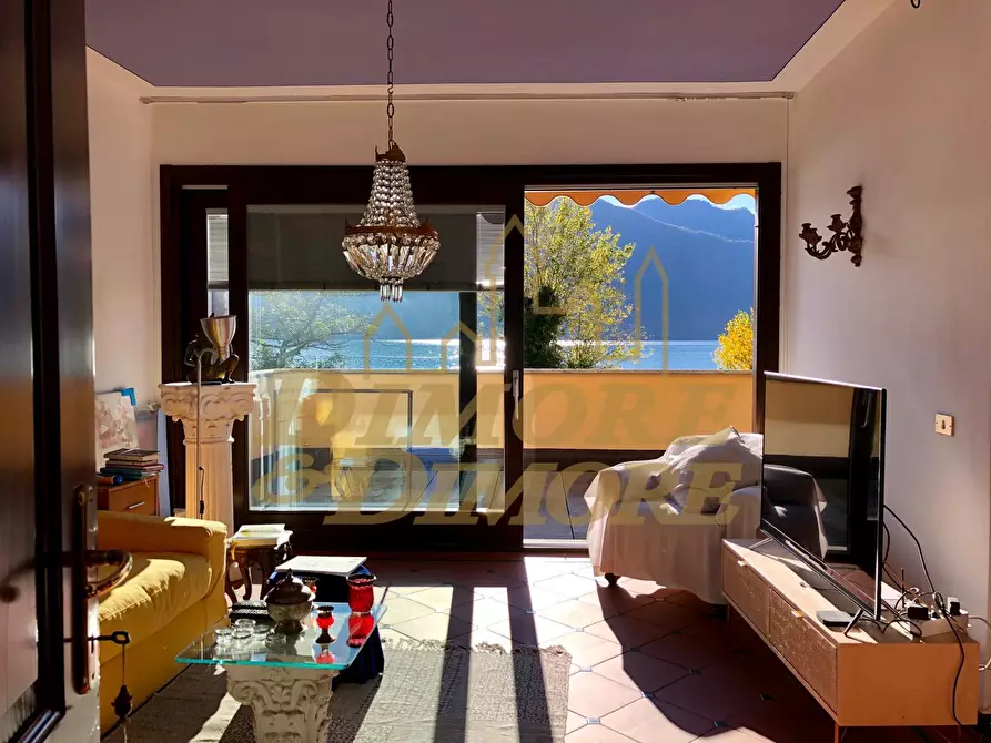 Immagine 45 di Villa in vendita  a Ghiffa