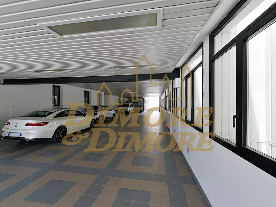 Immagine 25 di Villa in vendita  a Verbania