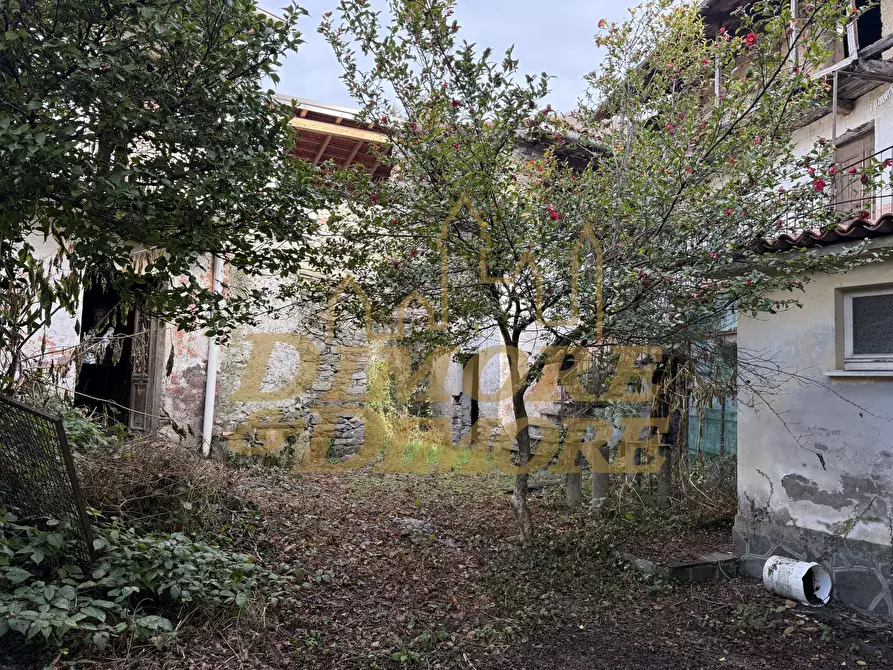 Immagine 11 di Porzione di casa in vendita  in vicolo san giulio a Lesa