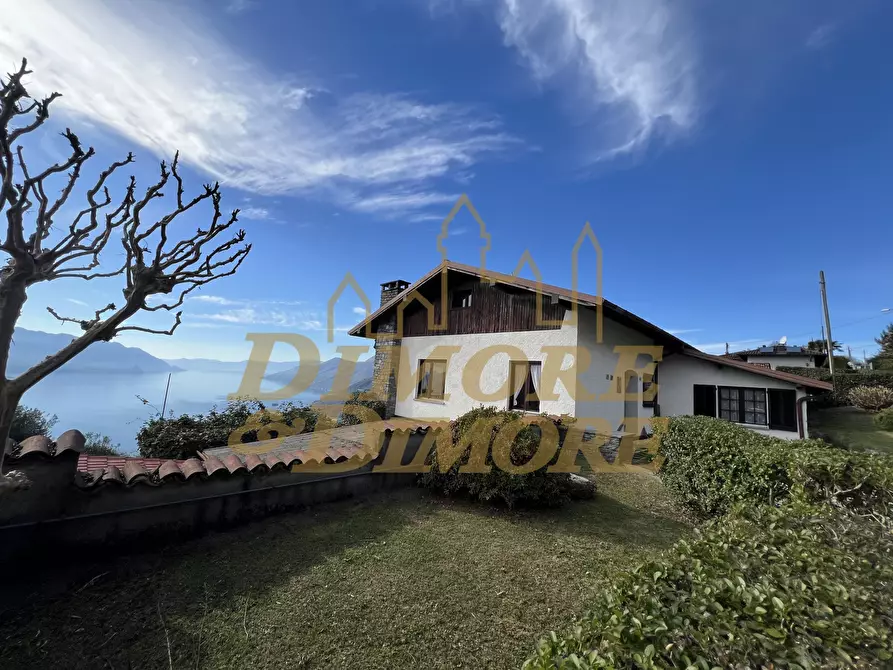 Immagine 32 di Quadrilocale in vendita  a Maccagno Con Pino E Veddasca