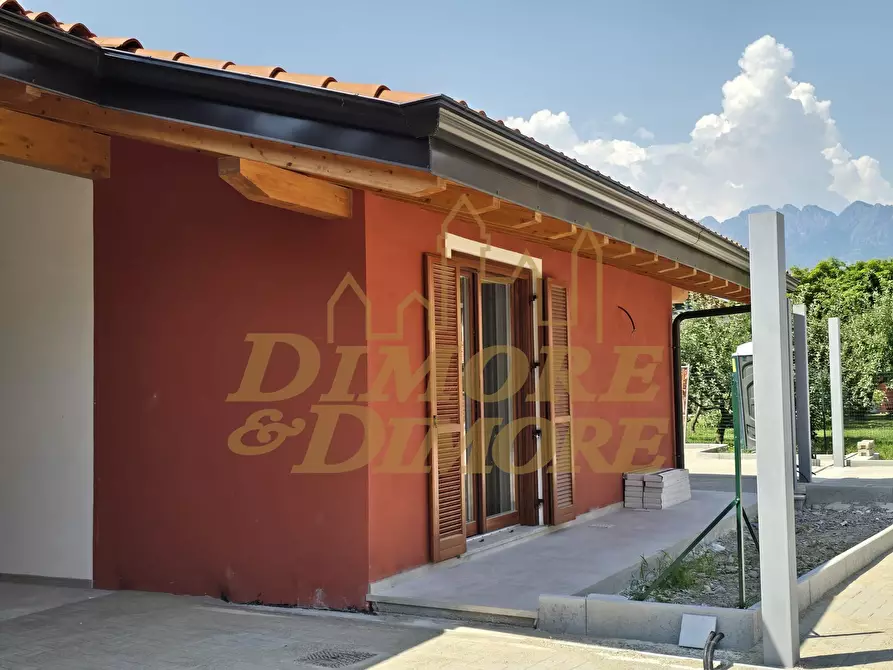 Immagine 2 di Casa bifamiliare in vendita  in via cantarana a Gravellona Toce
