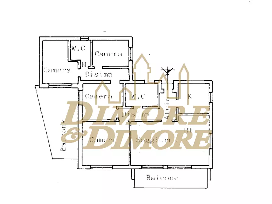 Immagine 34 di Quadrilocale in vendita  a Maccagno Con Pino E Veddasca