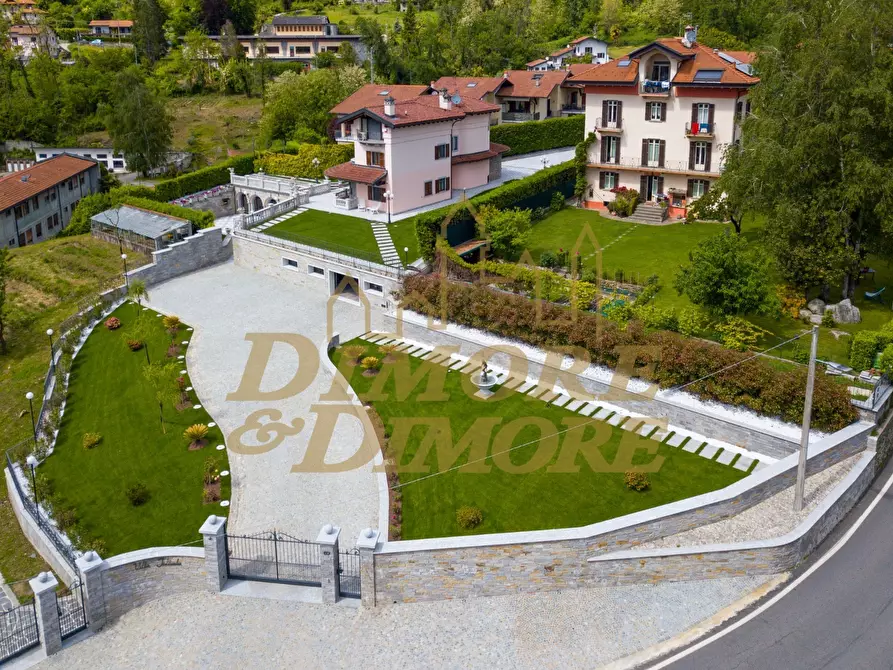 Immagine 26 di Villa in vendita  a Verbania