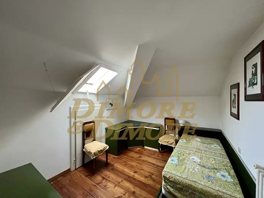 Immagine 41 di Villa in vendita  in Viale Garibaldi 68 a Maccagno Con Pino E Veddasca