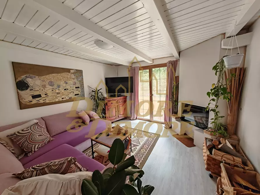 Immagine 11 di Villa in vendita  a Cannobio