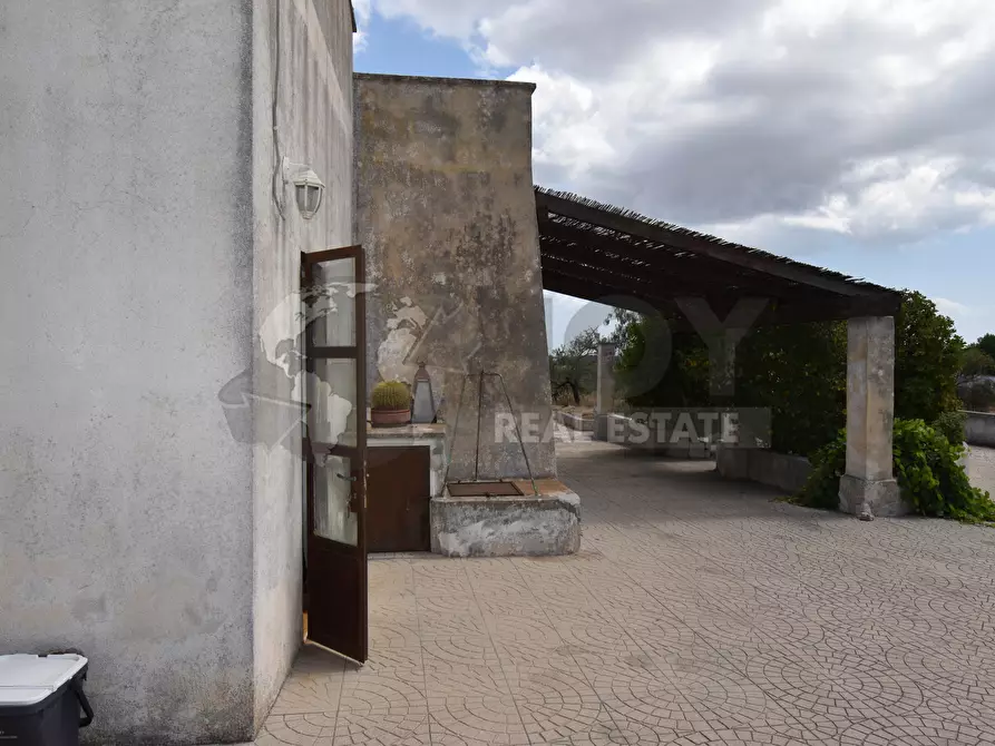 Immagine 27 di Villa in vendita  in Via Carlo Donat Cattin 63 a Specchia