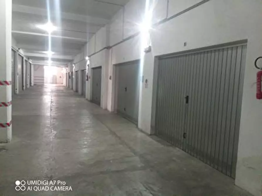 Immagine 5 di Garage in vendita  in VIA PER FOSSACESIA a Lanciano