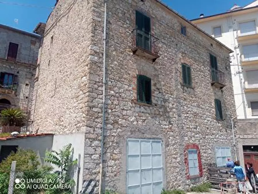 Immagine 21 di Rustico / casale in vendita  in VIA E. SIROLLI a Archi