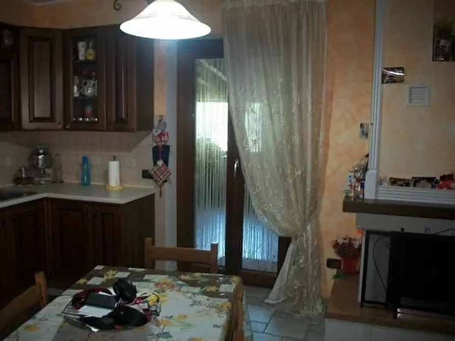 Immagine 5 di Trilocale in vendita  in VIA SAN ROCCO a Castel Frentano