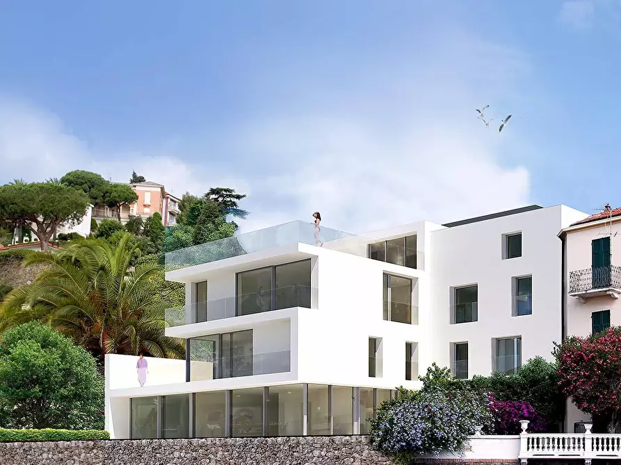 Immagine 1 di Trilocale in vendita  in vicino stazione a Alassio