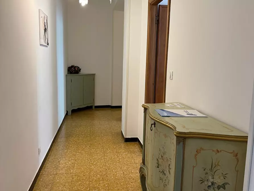 Immagine 26 di Quadrilocale in vendita  in Corso Armando Diaz a Alassio