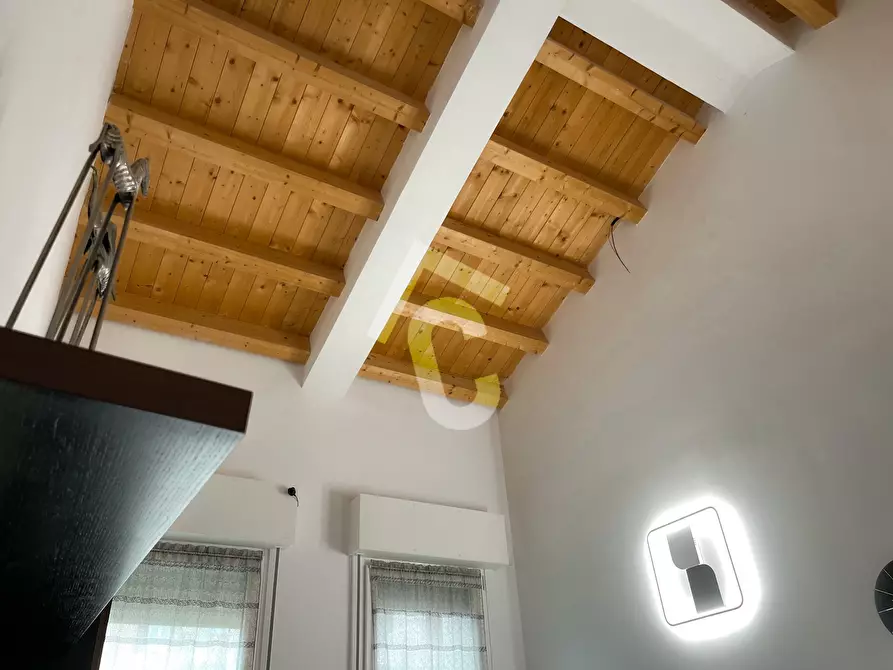 Immagine 11 di Appartamento in vendita  a Jesi