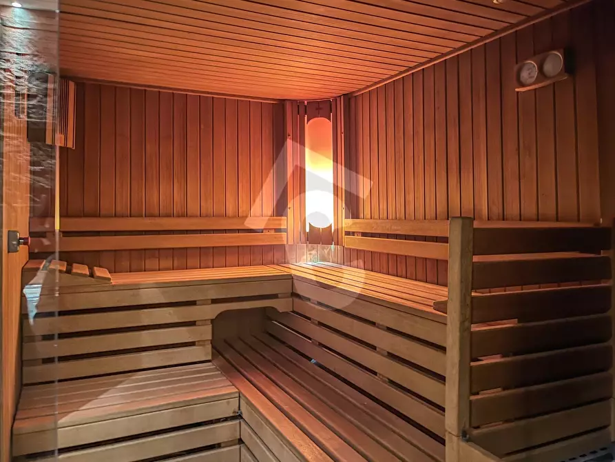 Immagine 5 di Attività commerciale in vendita  a Castelplanio