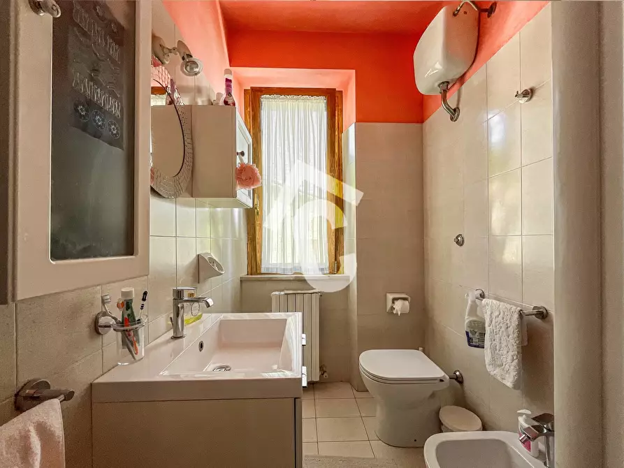 Immagine 21 di Quadrilocale in vendita  a Montecarotto