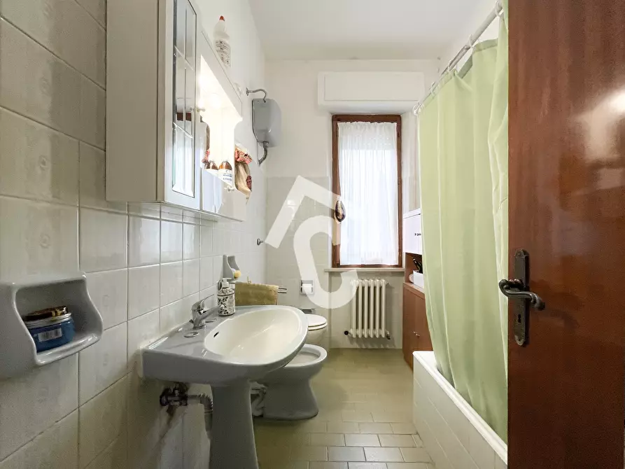 Immagine 17 di Appartamento in vendita  a Jesi