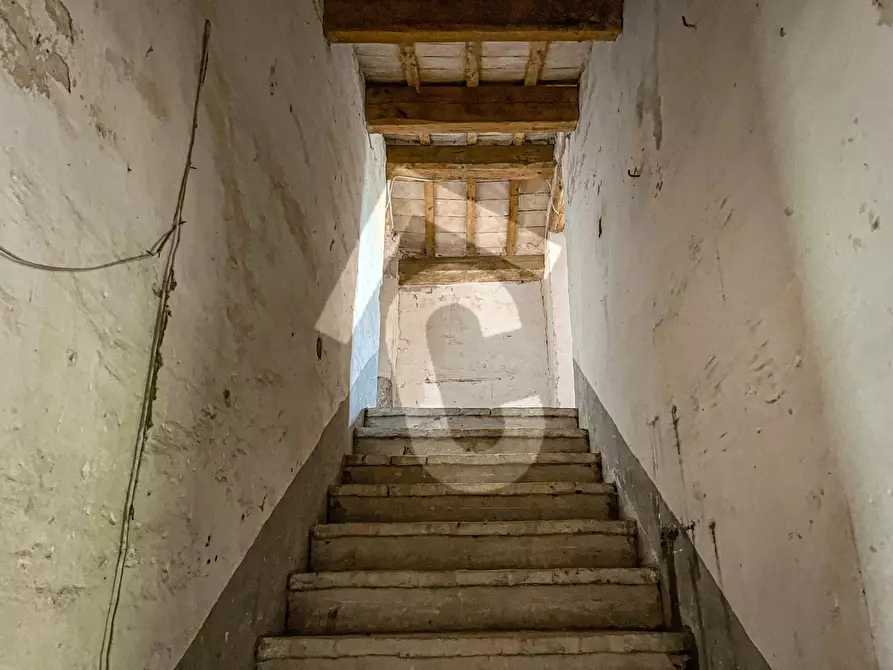 Immagine 44 di Rustico / casale in vendita  a Jesi