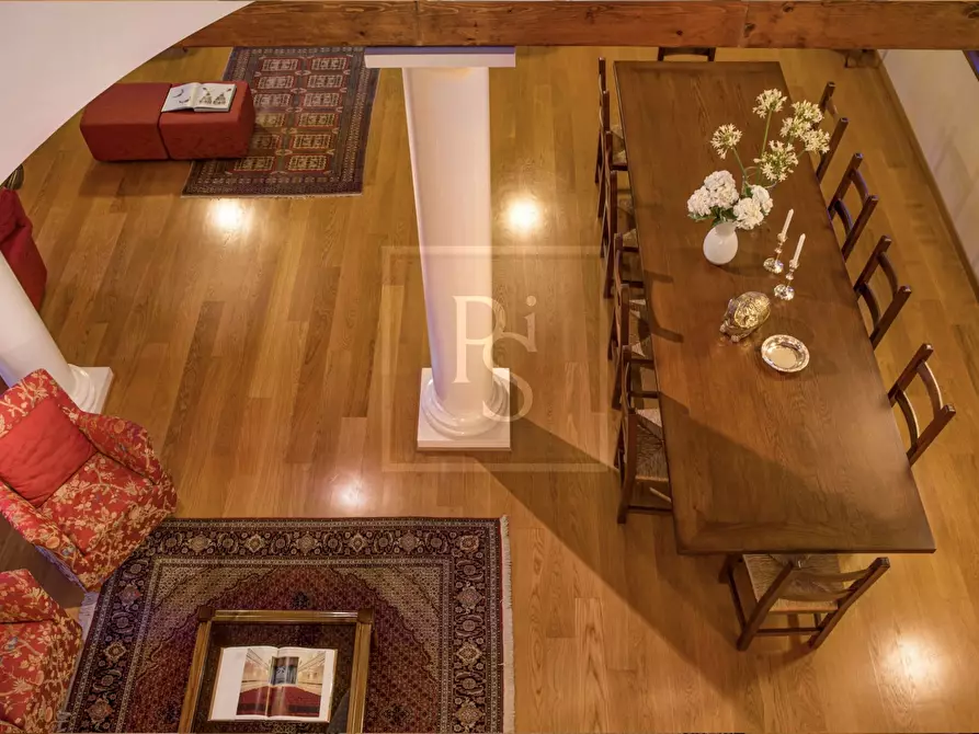 Immagine 16 di Villa in vendita  a Senigallia