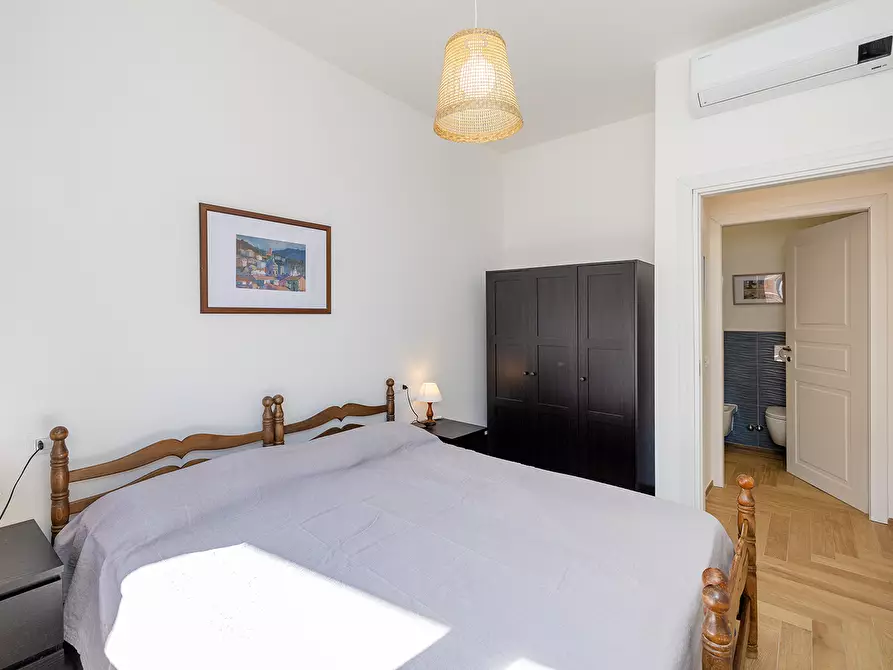 Immagine 16 di Bilocale in affitto  in Via Torino a Finale Ligure