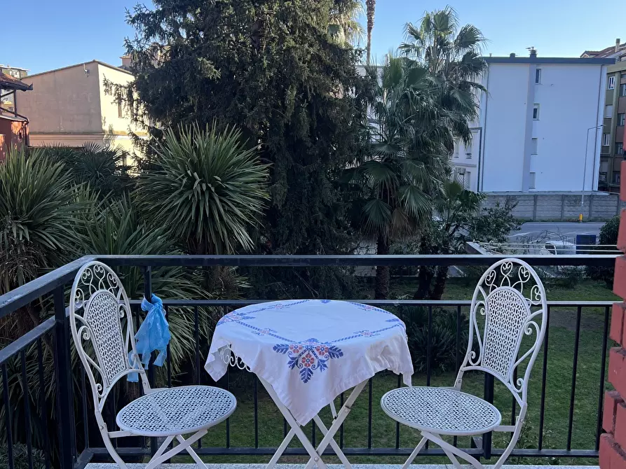 Immagine 1 di Bilocale in vendita  in Via del Cigno a Finale Ligure