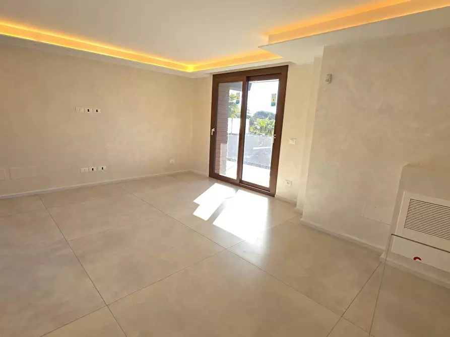 Immagine 25 di Villa in vendita  a Pedara