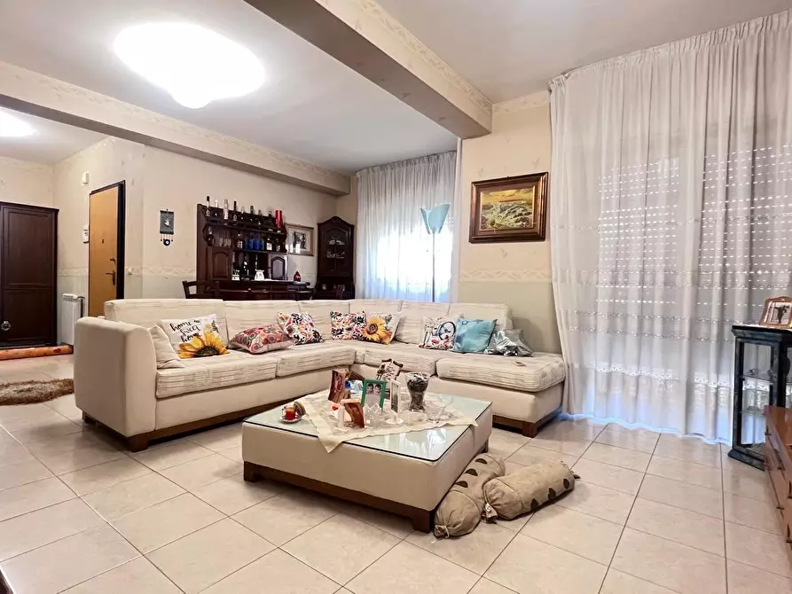 Immagine 1 di Appartamento in vendita  a Catania