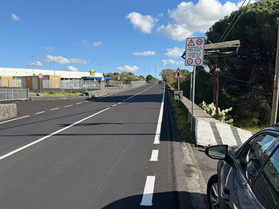 Immagine 14 di Terreno agricolo in vendita  a Nicolosi