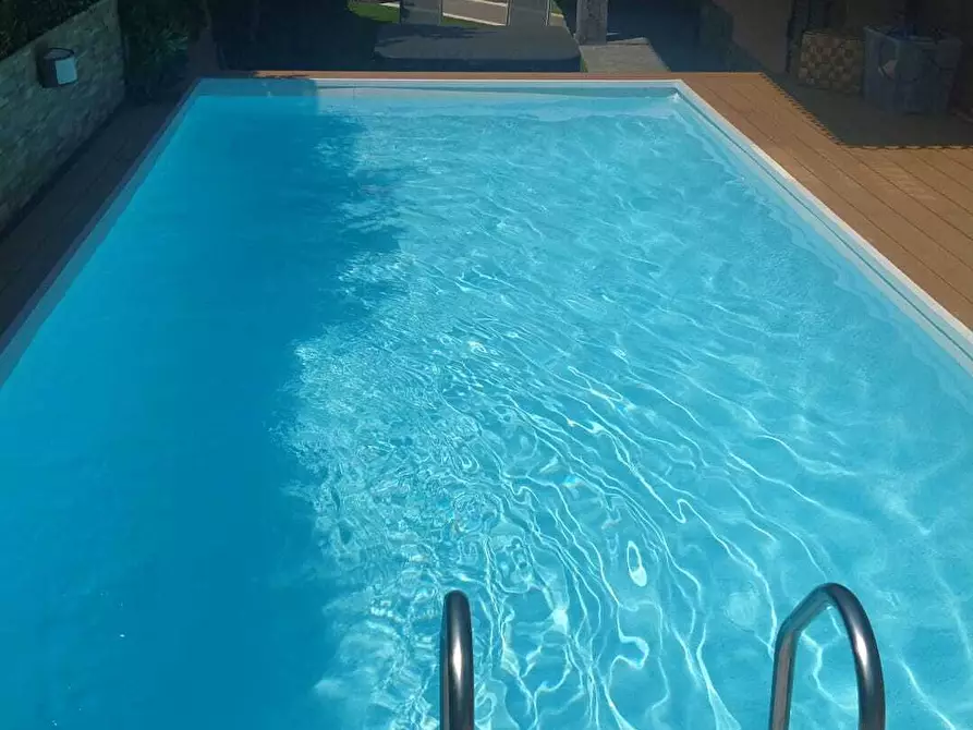 Immagine 45 di Villa in vendita  a Sant'agata Li Battiati