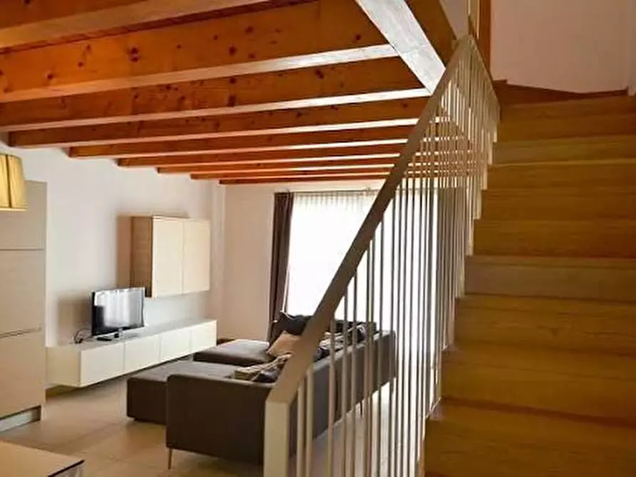 Immagine 2 di Appartamento in vendita  a San Giovanni La Punta