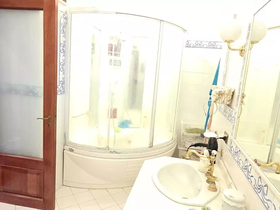 Immagine 51 di Villa in vendita  a Aci Castello