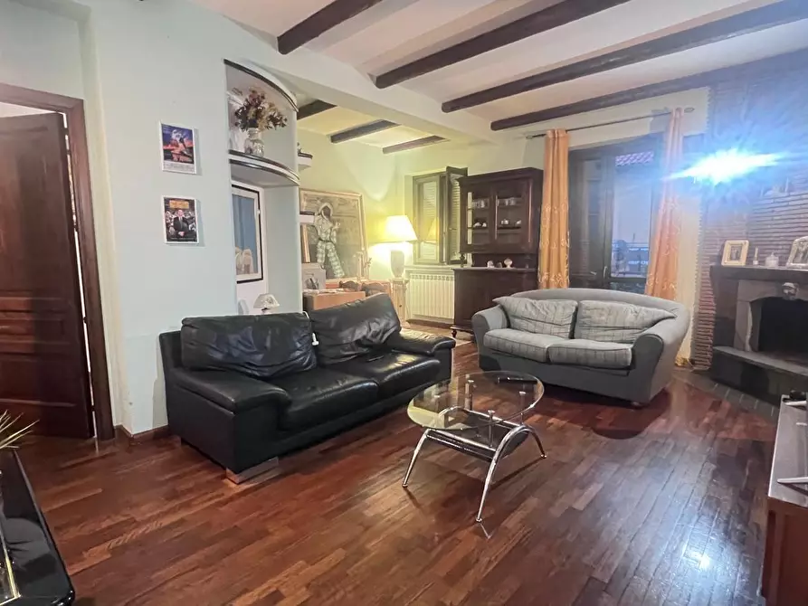 Immagine 13 di Appartamento in vendita  a Tremestieri Etneo