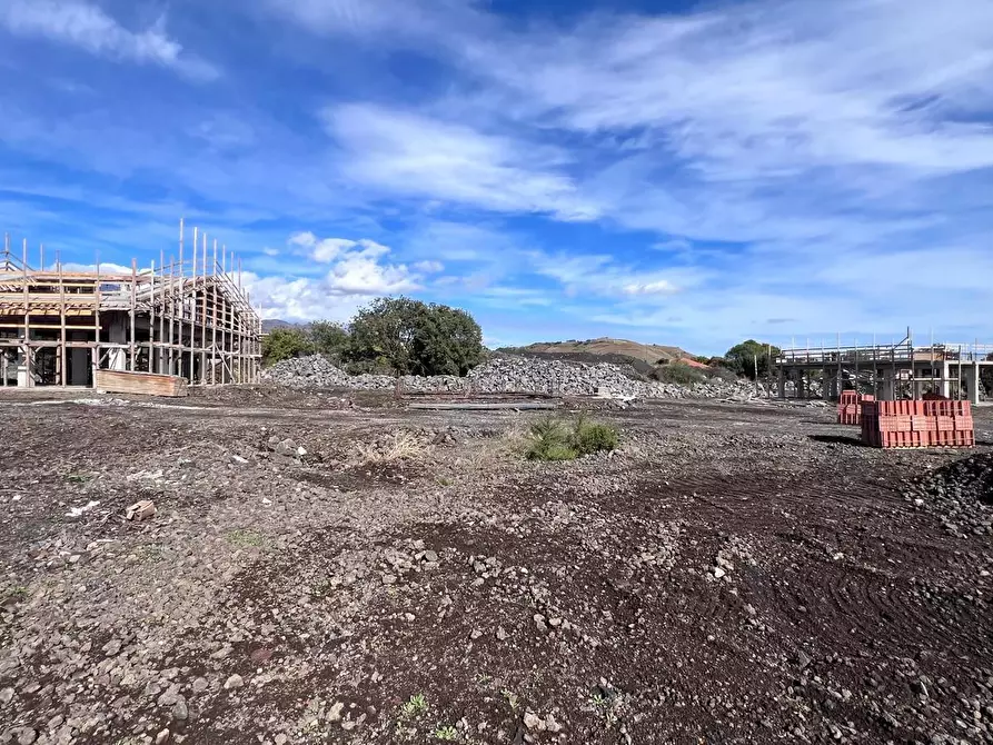 Immagine 10 di Villa in vendita  a Pedara