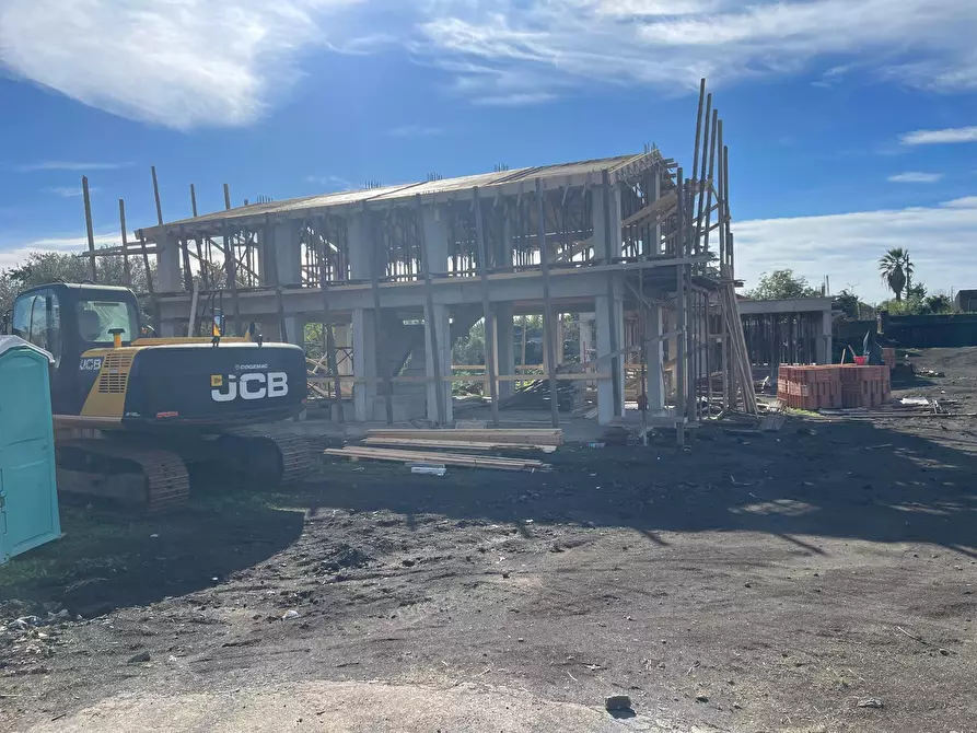 Immagine 7 di Villa in vendita  in Via Ponente a San Giovanni La Punta