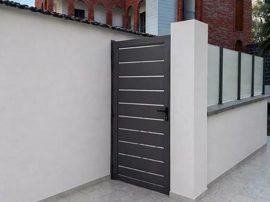 Immagine 2 di Casa semindipendente in vendita  a Mascalucia