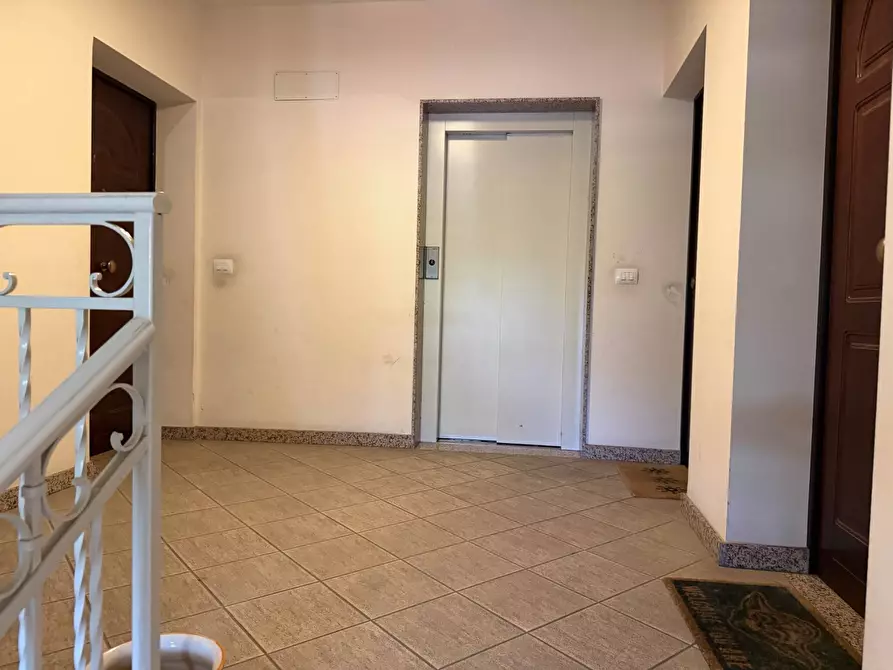 Immagine 18 di Mansarda in vendita  a Tremestieri Etneo