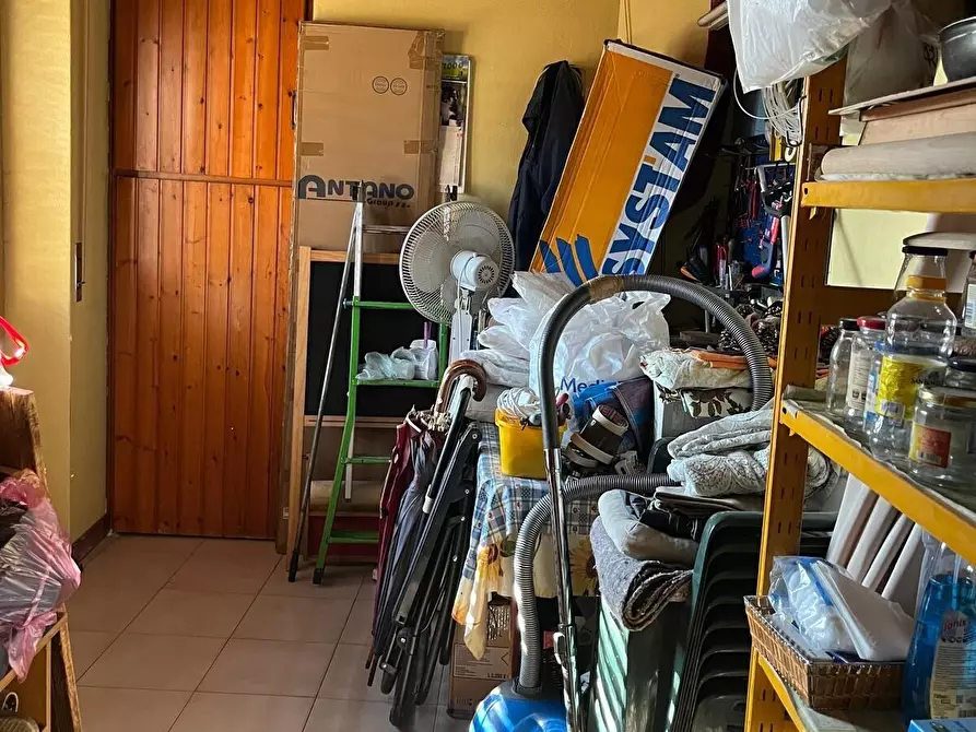 Immagine 31 di Appartamento in vendita  in Via Roma 6 a Gravina Di Catania