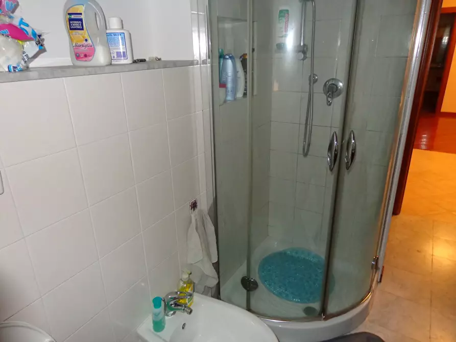 Immagine 6 di Appartamento in affitto  a Genova