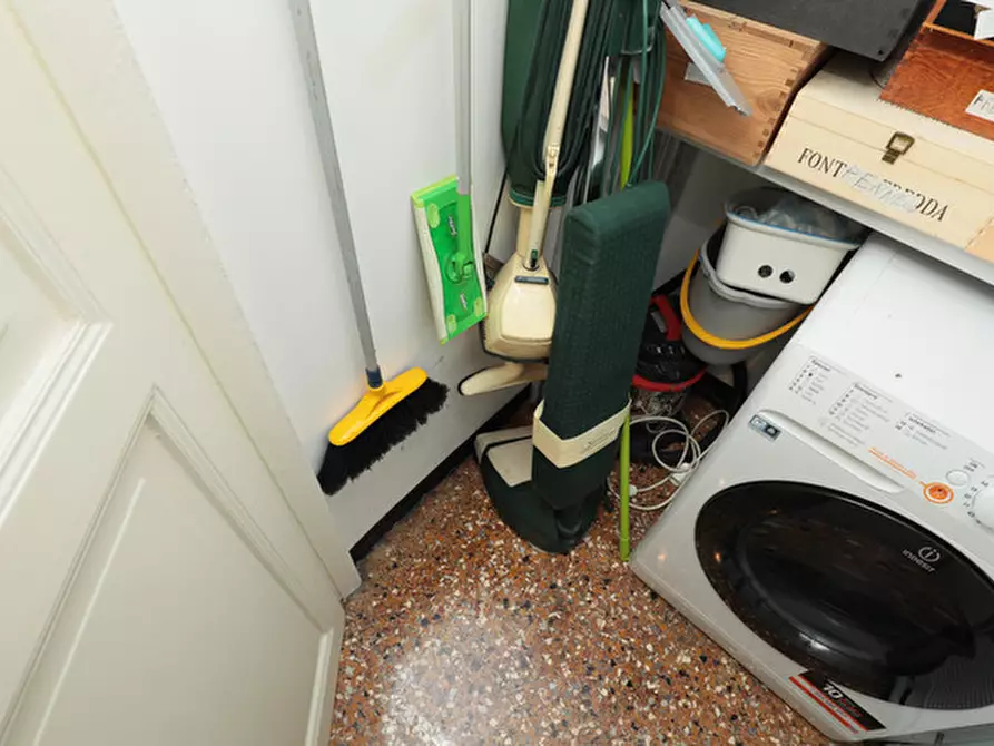 Immagine 25 di Quadrilocale in vendita  in Via Caffaro 31 a Genova