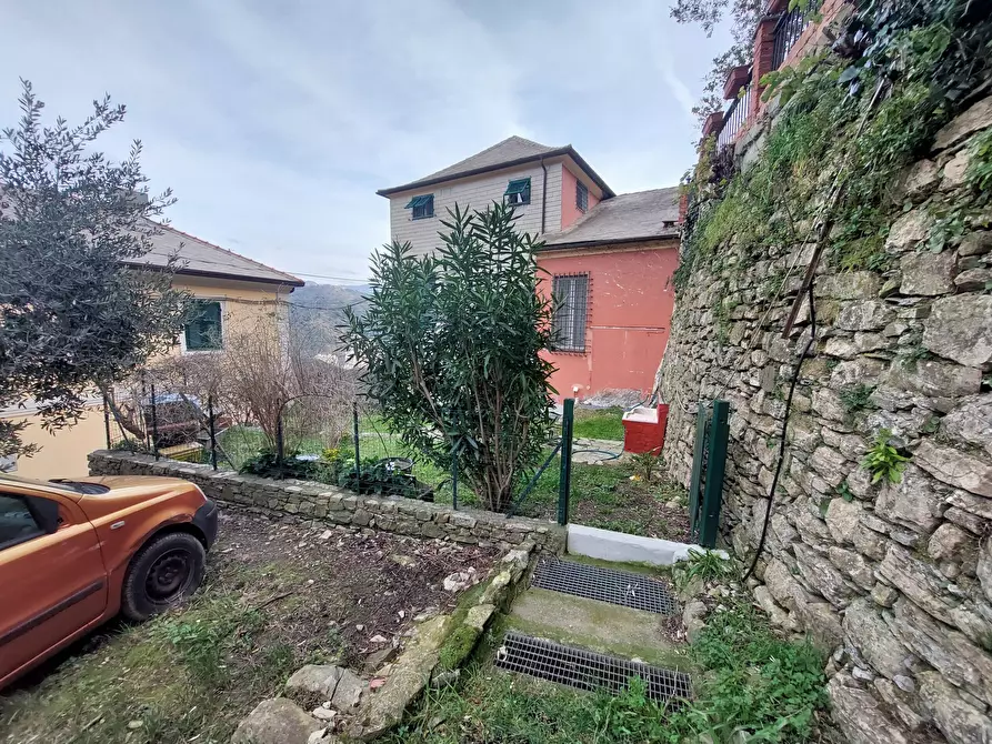 Immagine 28 di Trilocale in vendita  in Via San Pantaleo a Genova