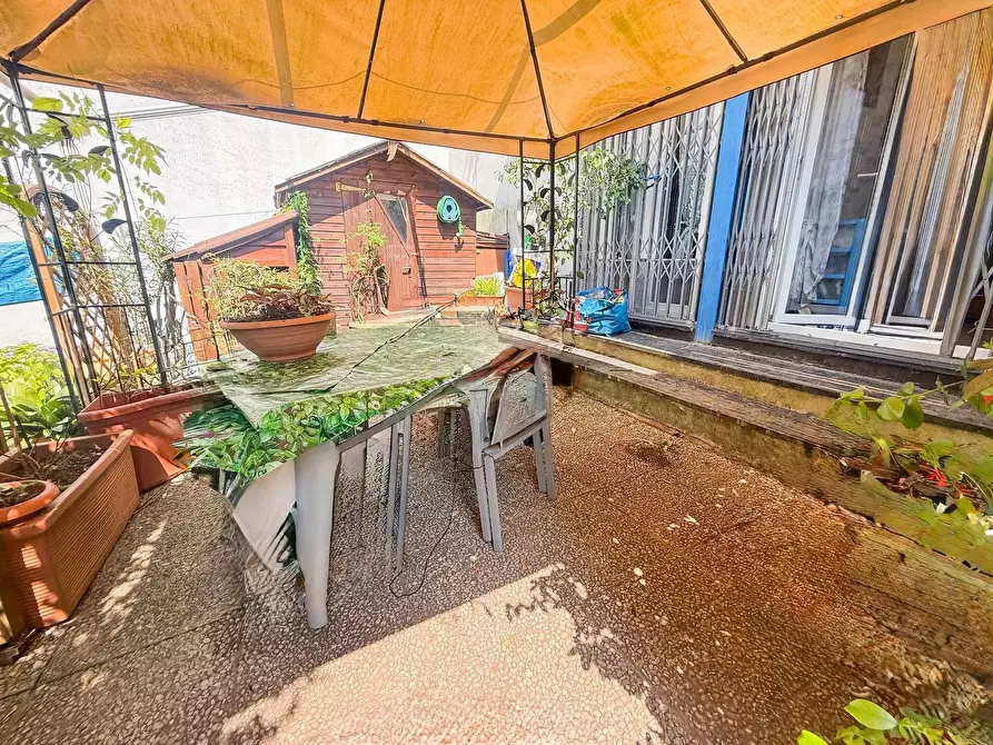 Immagine 9 di Appartamento in vendita  in Via Val Trebbia a Genova