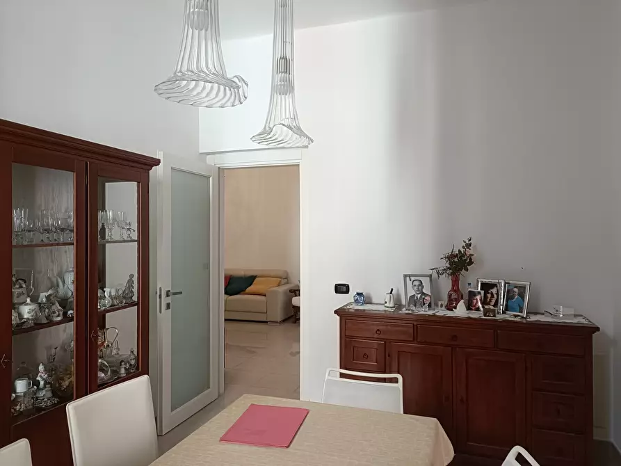 Immagine 38 di Pentalocale in vendita  in Via Paolo Antonio de Cavero 8 a Genova